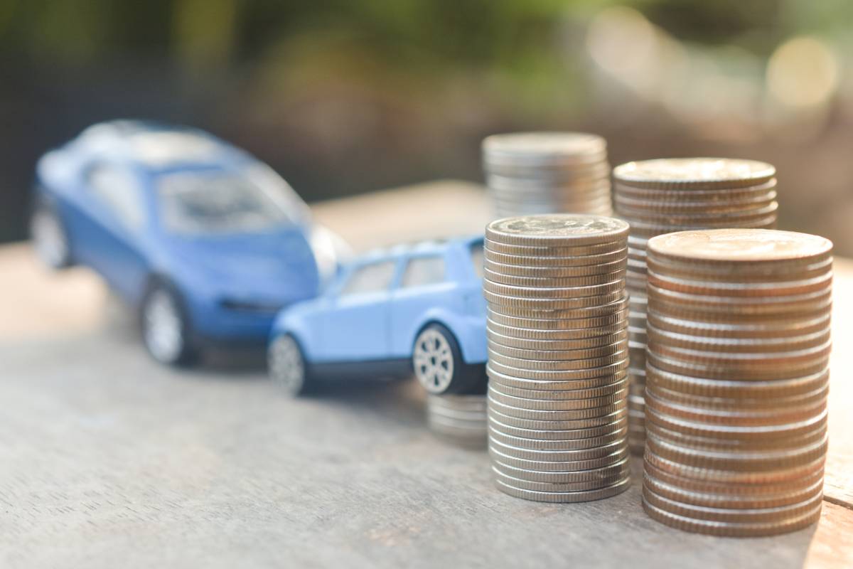 concept of signs you are overpaying for auto insurance